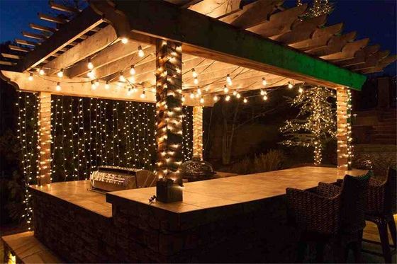 Fête de mariage de jardinage connectable Festoon Globe Garland avec lampe lumineuse